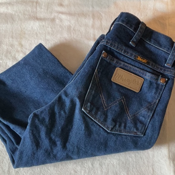 Wrangler Other - Wrangler classic dark blue western denim